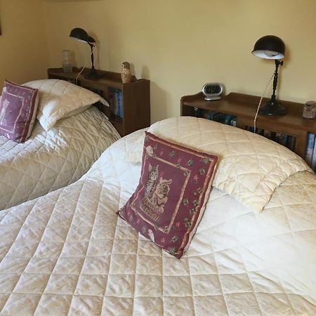 Castle Farmhouse Bed And Breakfast Glenfield 외부 사진