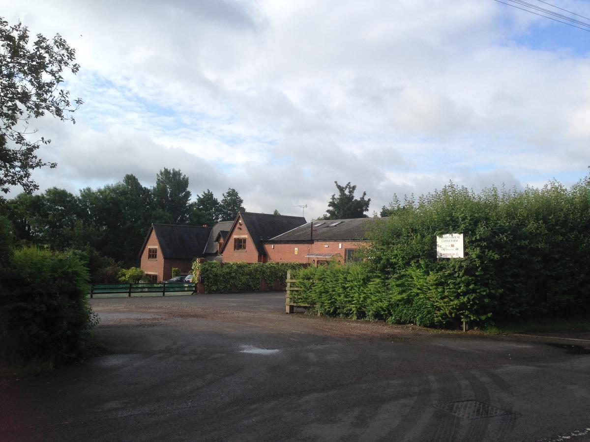Castle Farmhouse Bed And Breakfast Glenfield 외부 사진