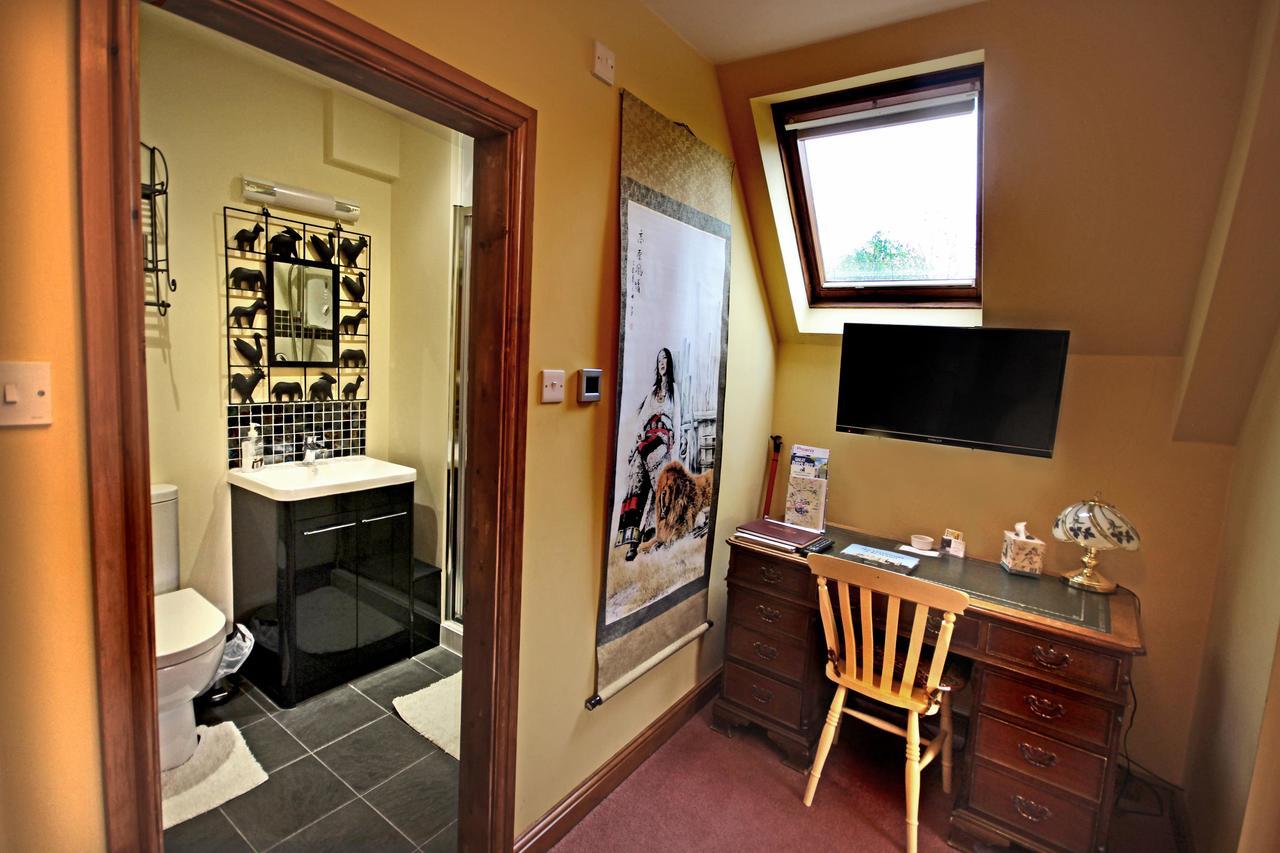 Castle Farmhouse Bed And Breakfast Glenfield 외부 사진
